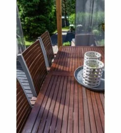 Valtti Furniture And Decking Oil -Tikkurila Sales 005 0428 F160 4 elinaM MG 6347 3 1