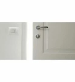 Akvi Primer 11 Akvi Primer -Tikkurila Sales 006 5021 0070 2 Interior painted white doors 2 1